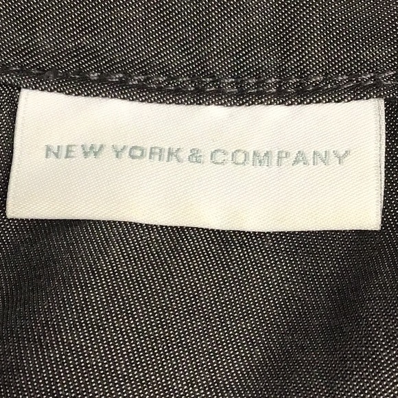 New York & company button down shirt. - Picture 6 of 7